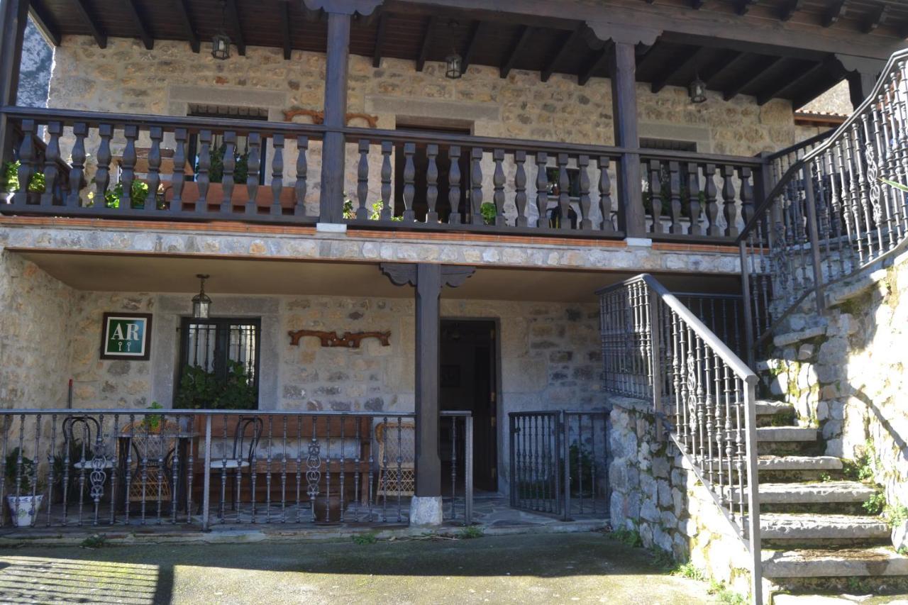 El Portal Del Abuelo Apartment Arenas De Cabrales Luaran gambar