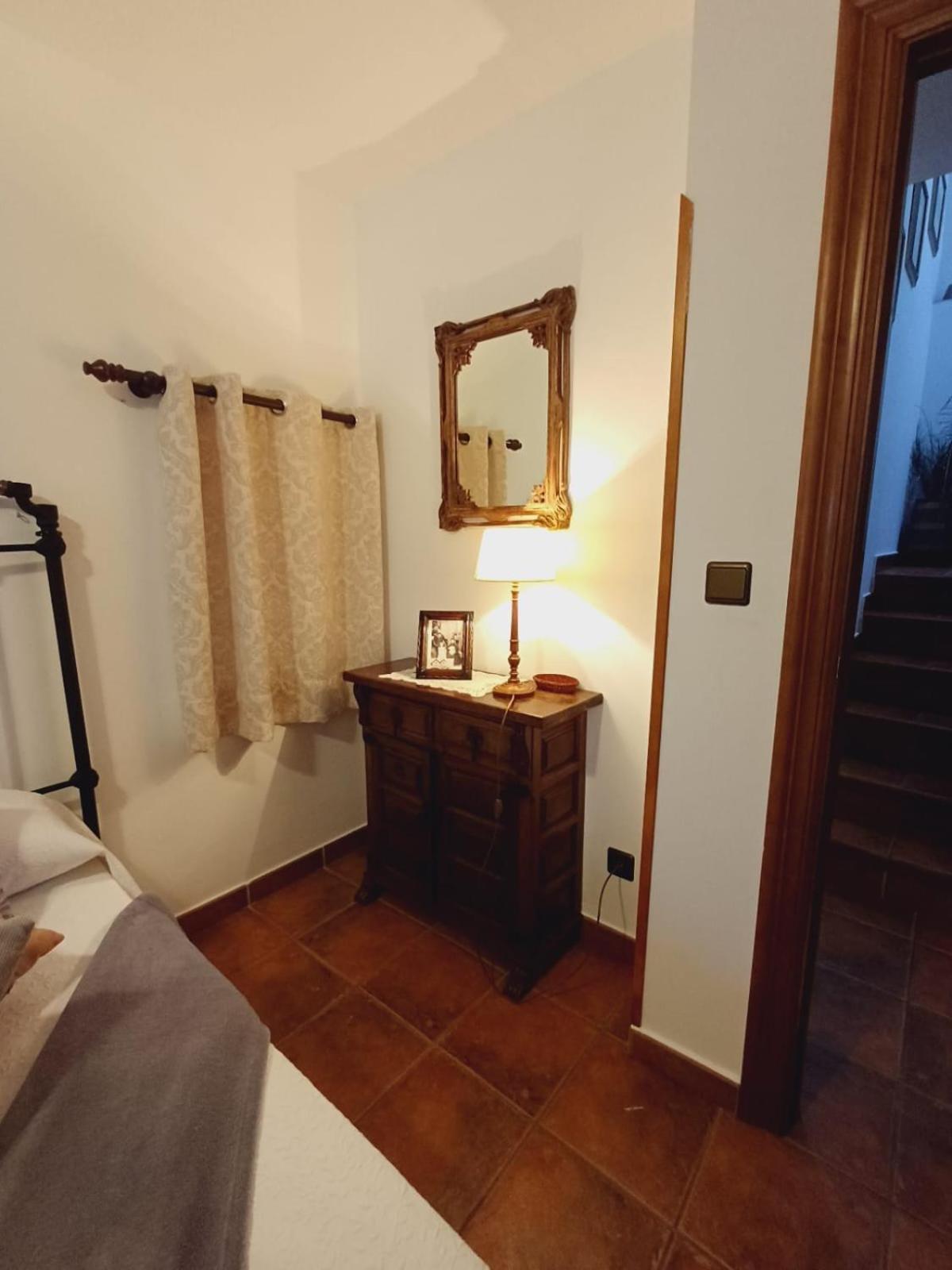 El Portal Del Abuelo Apartment Arenas De Cabrales Luaran gambar