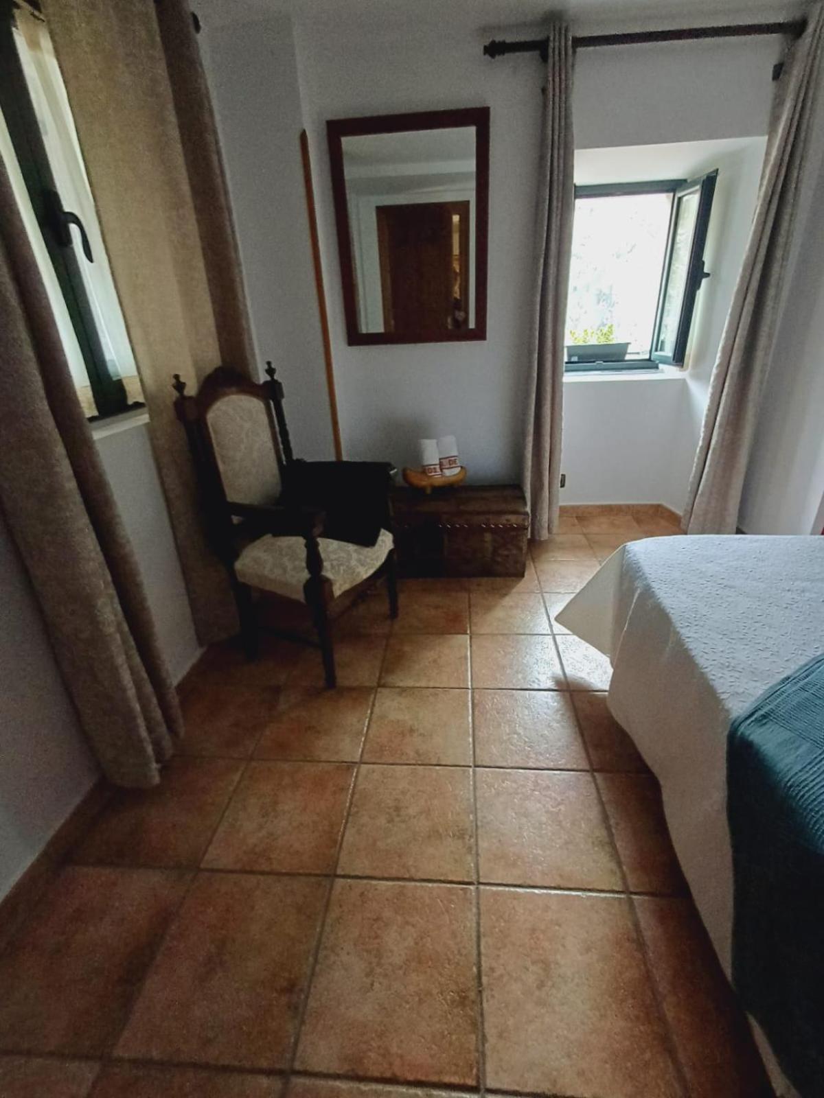 El Portal Del Abuelo Apartment Arenas De Cabrales Luaran gambar