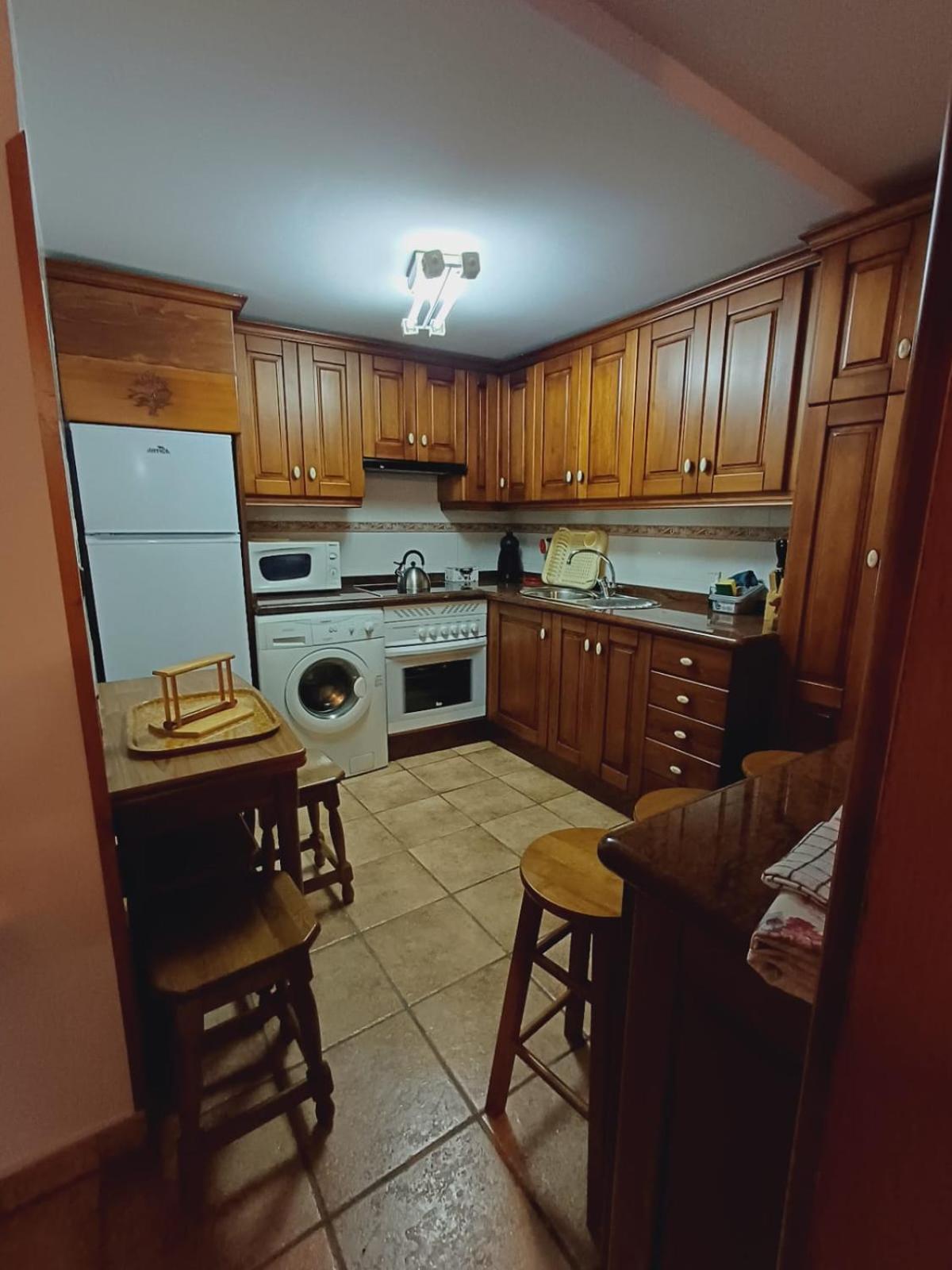 El Portal Del Abuelo Apartment Arenas De Cabrales Luaran gambar